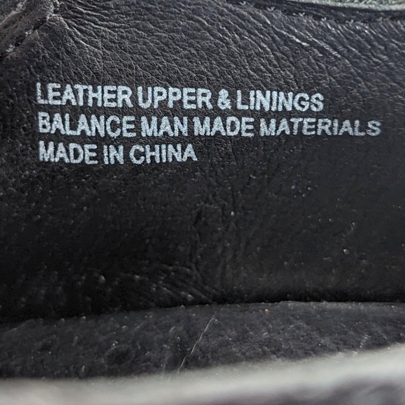 Born black leather clogs zipper low heel platform women's size 9.5 - Picture 10 of 10